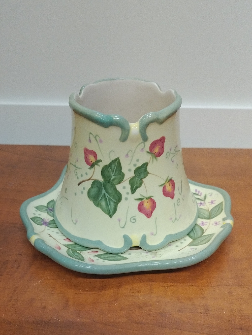 PartyLite Strawberry Fields Candle Plate and Jar Candle Topper Shade 2Pc. Set